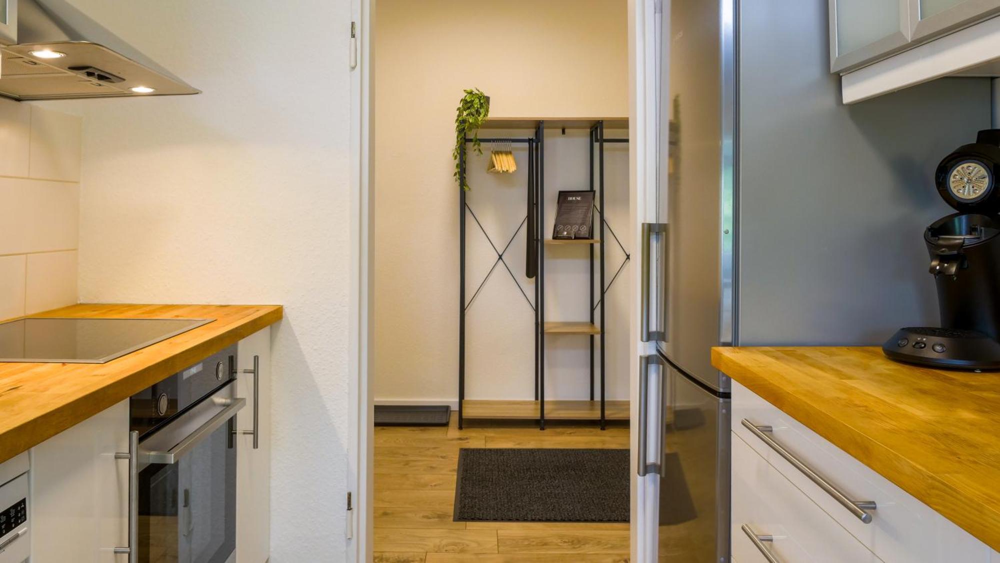 Gross, Modern, Zentrumsnah Mit Parkplatz Und Garten 울름 외부 사진